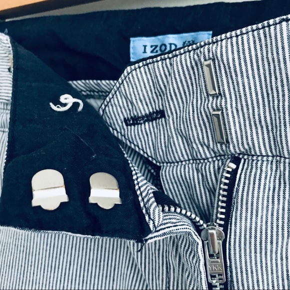 Izod blue and white stripes Capris size 8 - Picture 4 of 13